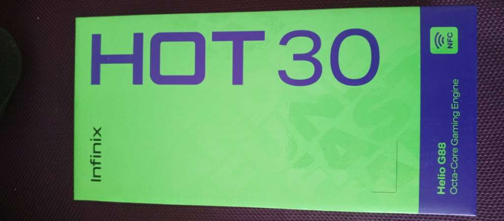 Infinix Hot 30 en très bon état