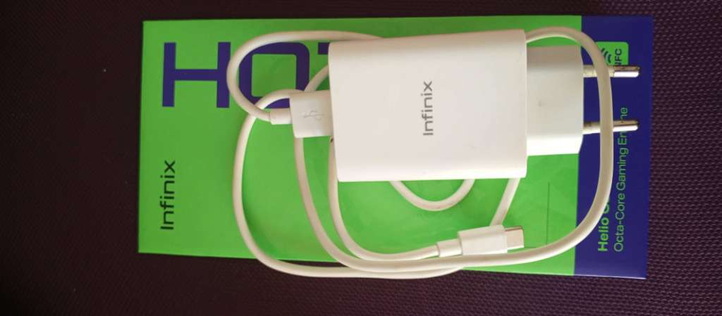 Infinix Hot 30 en très bon état