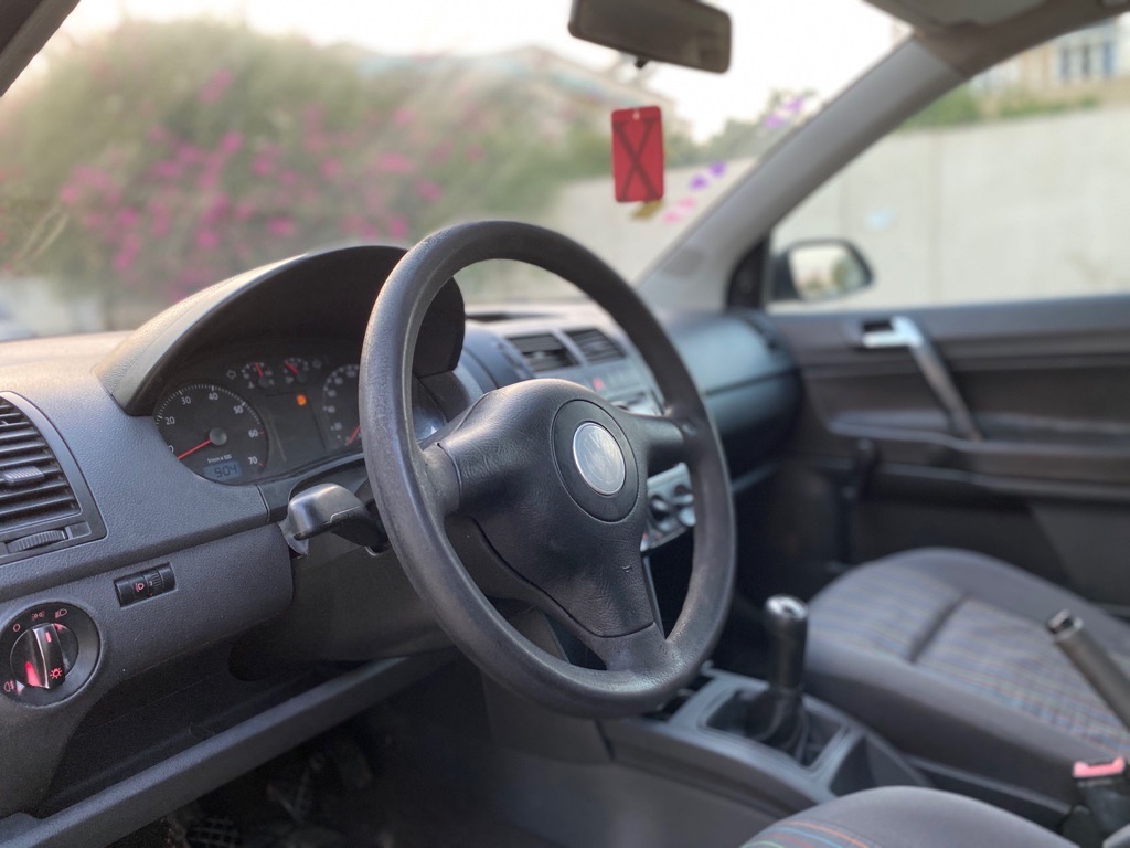 Volkswagen POLO 6 état excellent