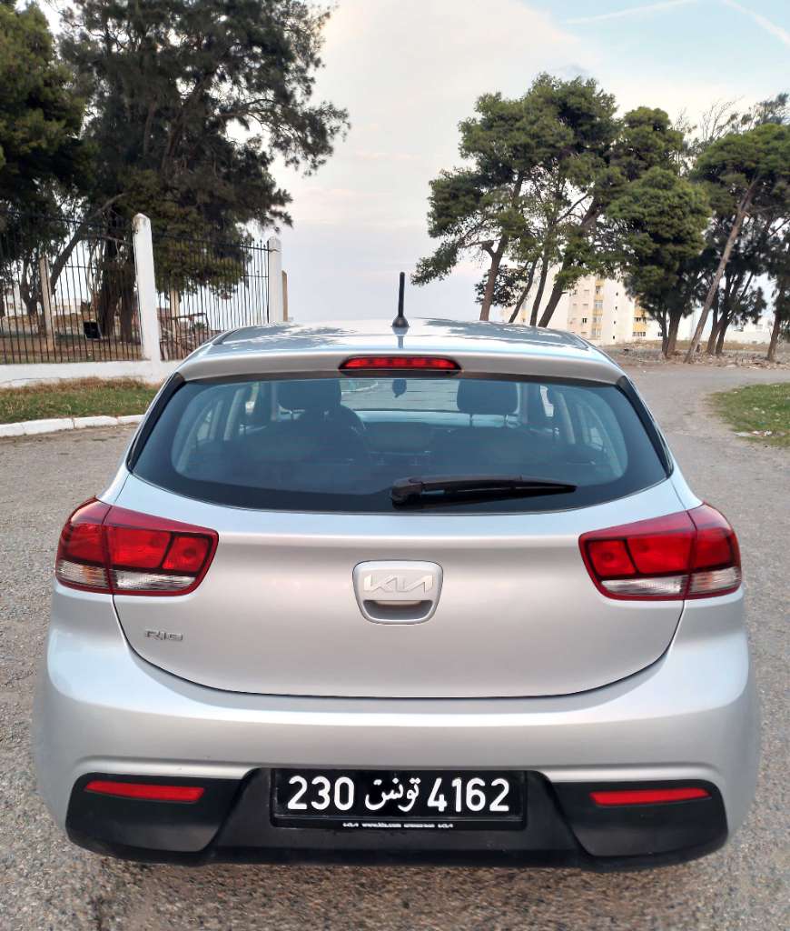 KIA RIO PREMIERE MAIN