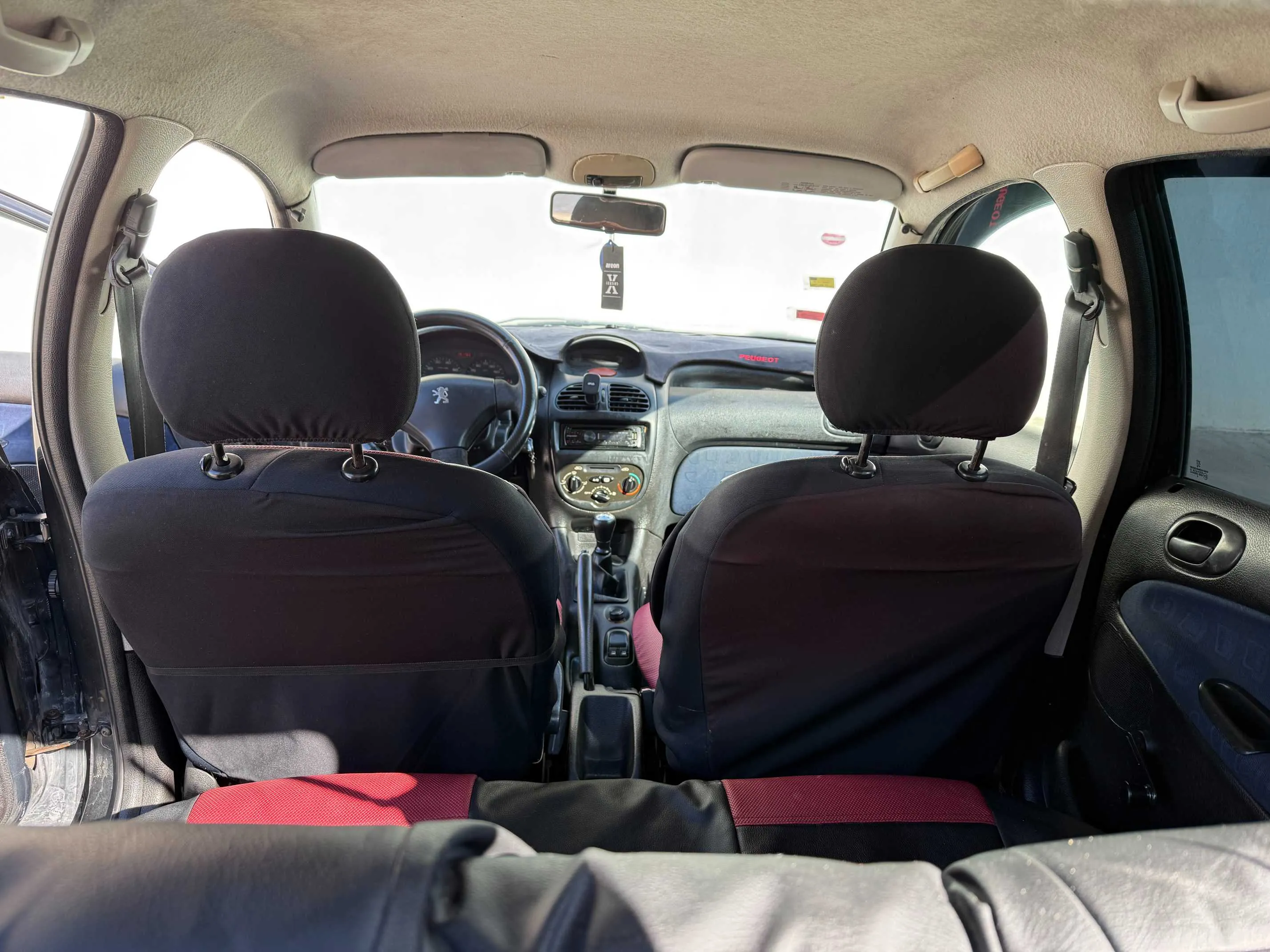 Peugeot 206 – Essence – Très bon état  58853733