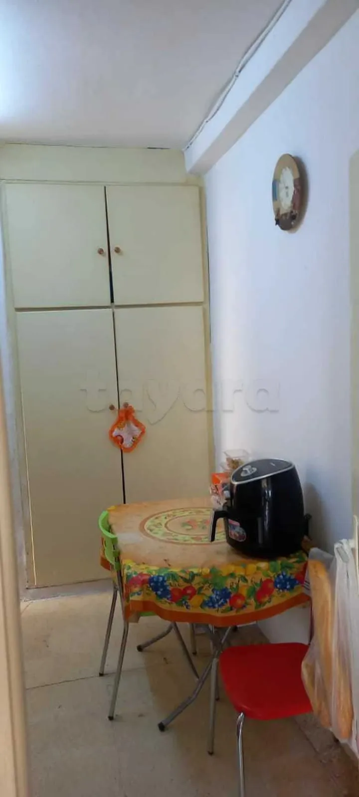 un appartement s+2 au 3éme étage (sans ascenseur)a louer a Ksar Said En face La moquée