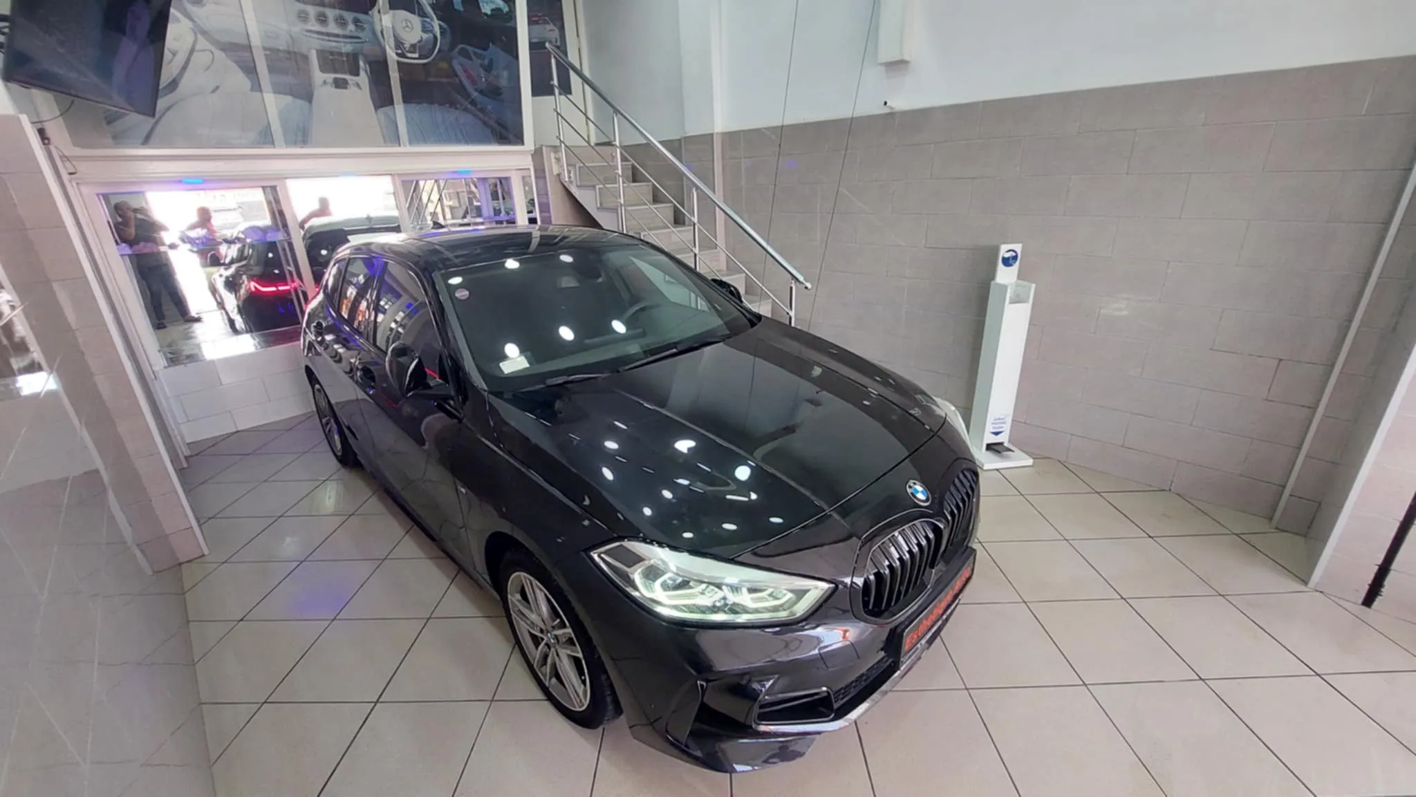 Bmw 1.16i Km 13 mill 2024- Tel 98479647 - 21140009