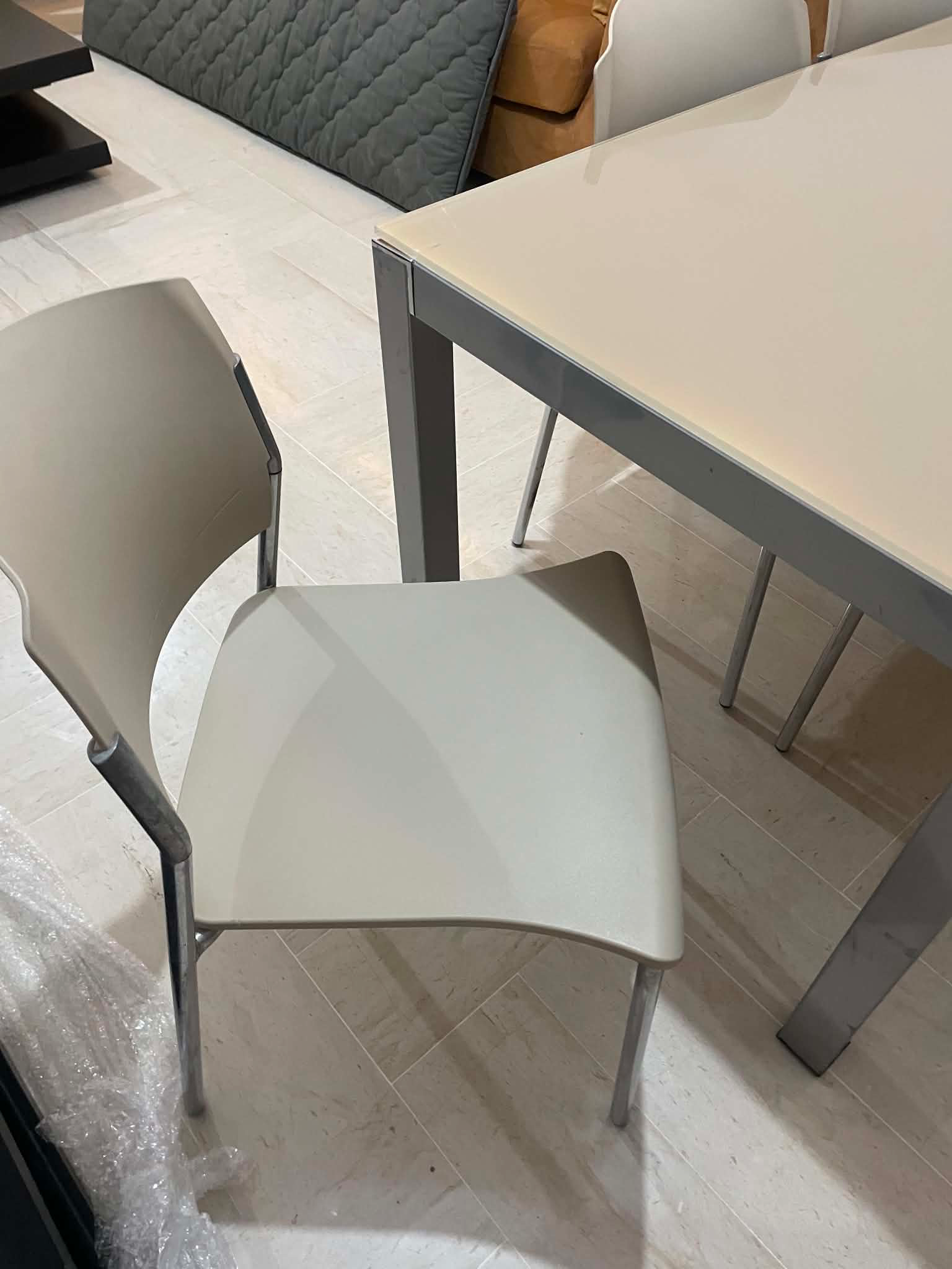 Ensemble Salle à Manger (Table + 6 Chaises) 