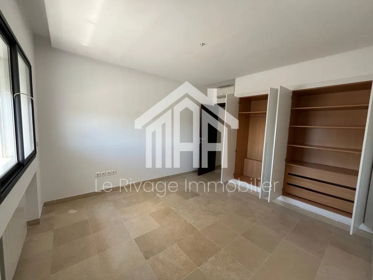 un appartement S3 à ain zaghouan nord