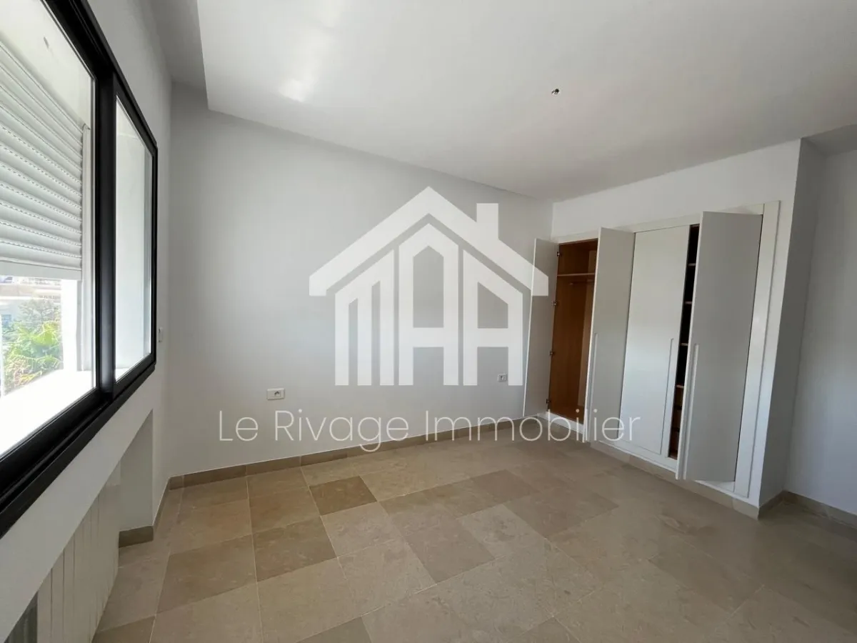 un appartement S3 à ain zaghouan nord
