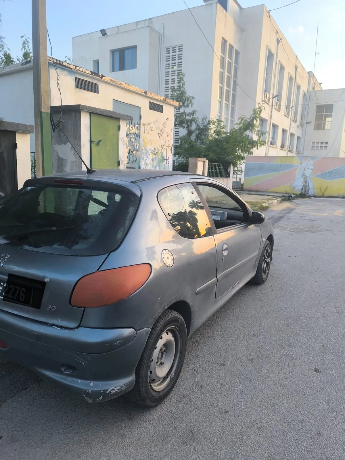 đ Ă vendre : voiture d'une femme Peugeot 206 â 2 portes