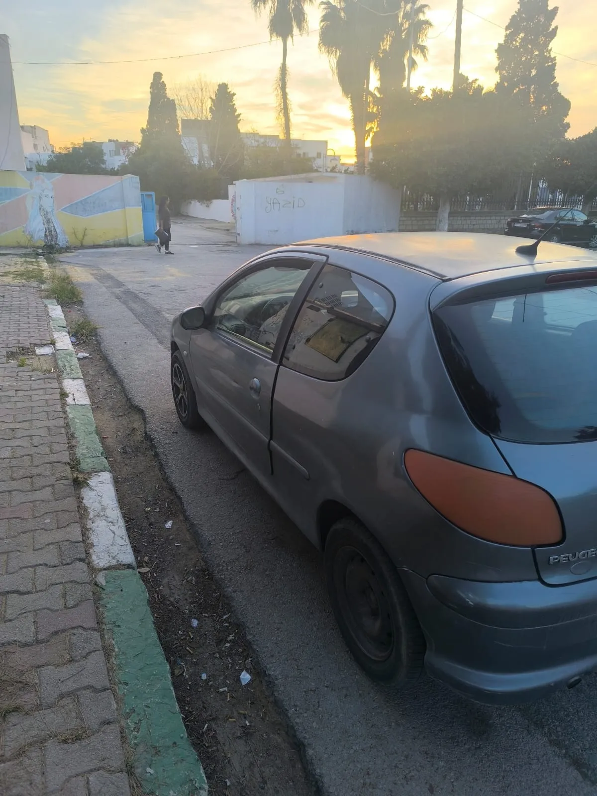 đ Ă vendre : voiture d'une femme Peugeot 206 â 2 portes
