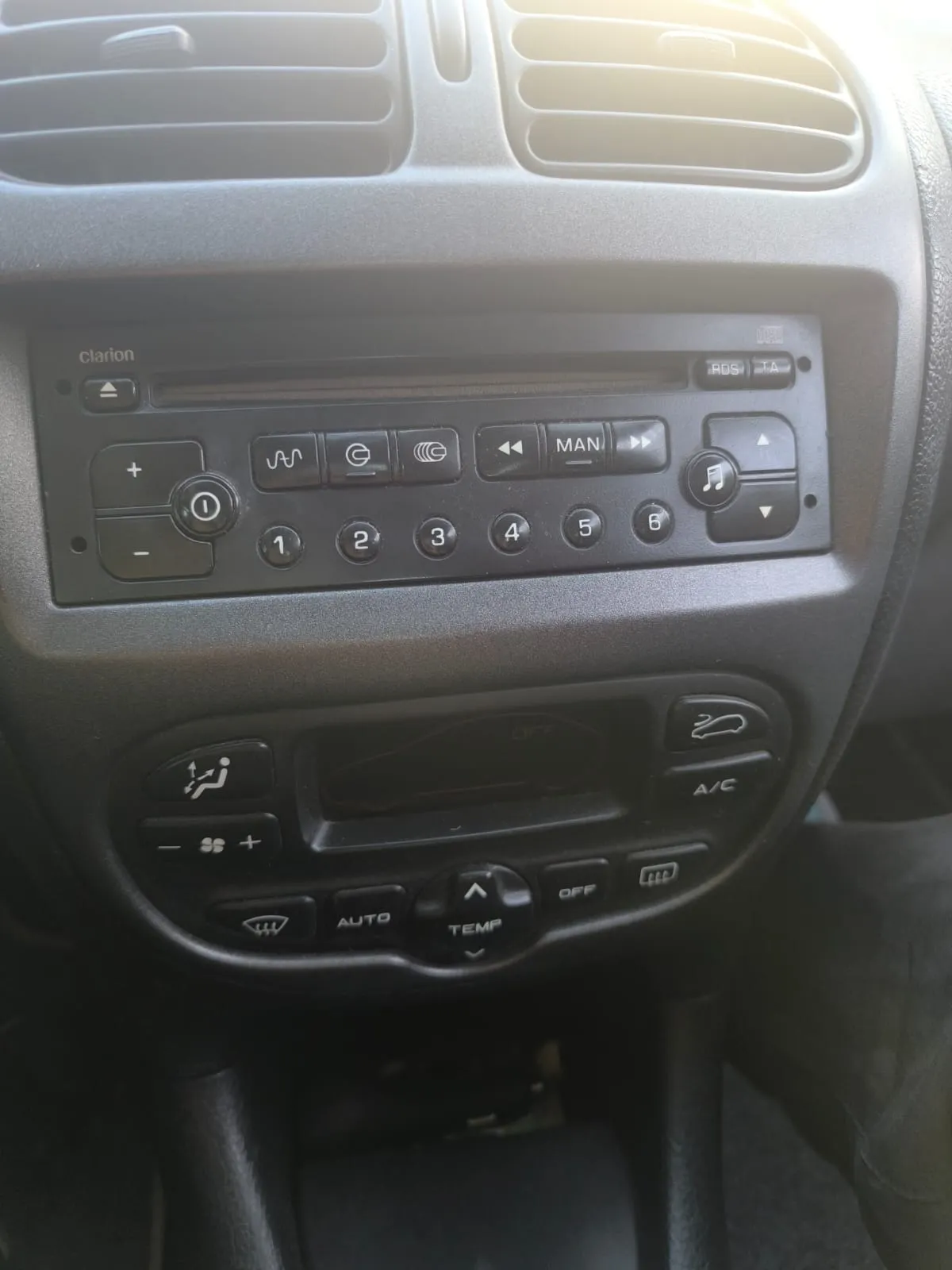 đ Ă vendre : voiture d'une femme Peugeot 206 â 2 portes