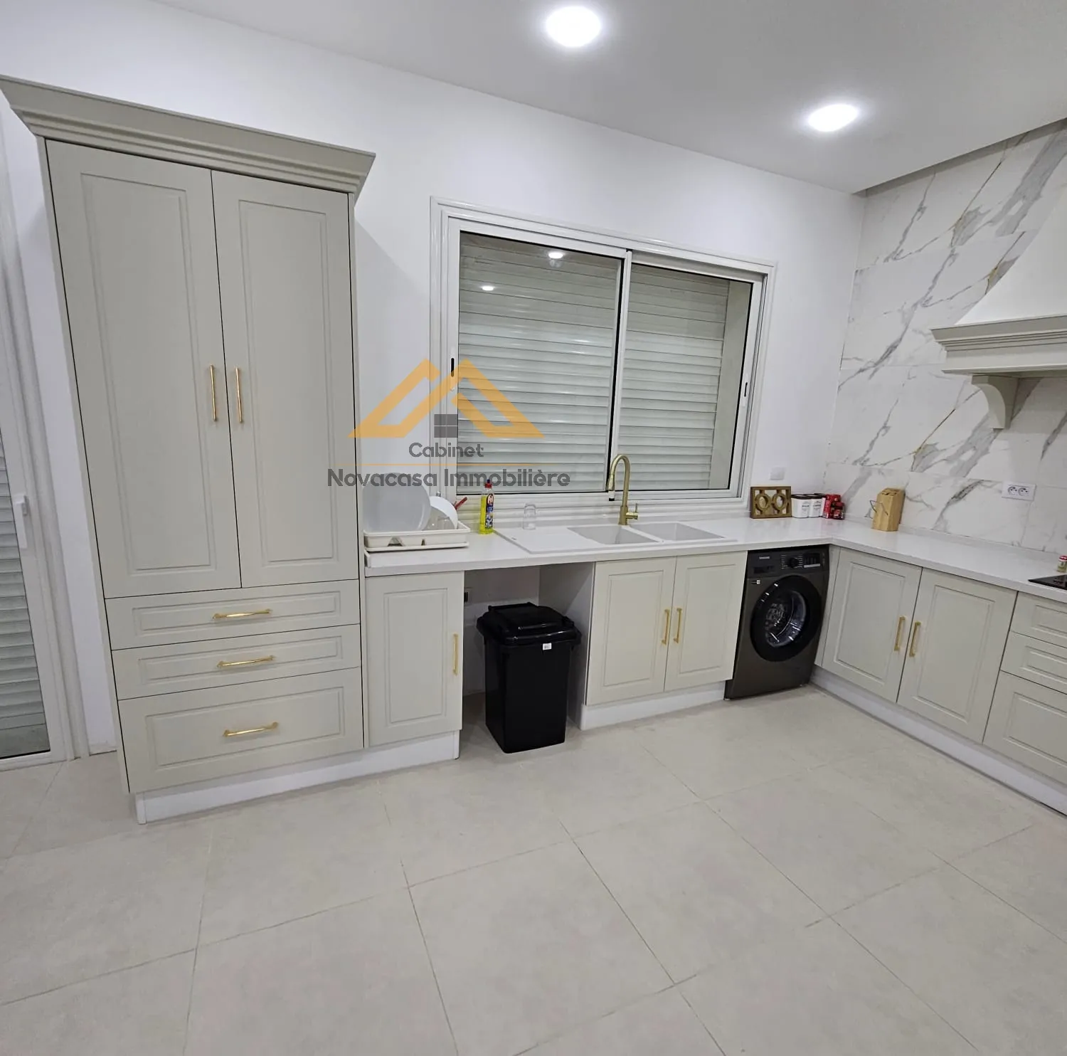 A louer villa à chott mariem