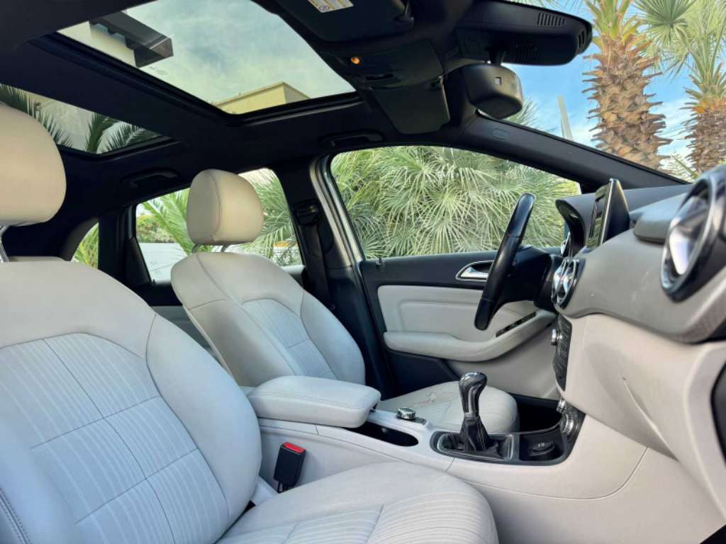 MERCEDES B180 1ère Main