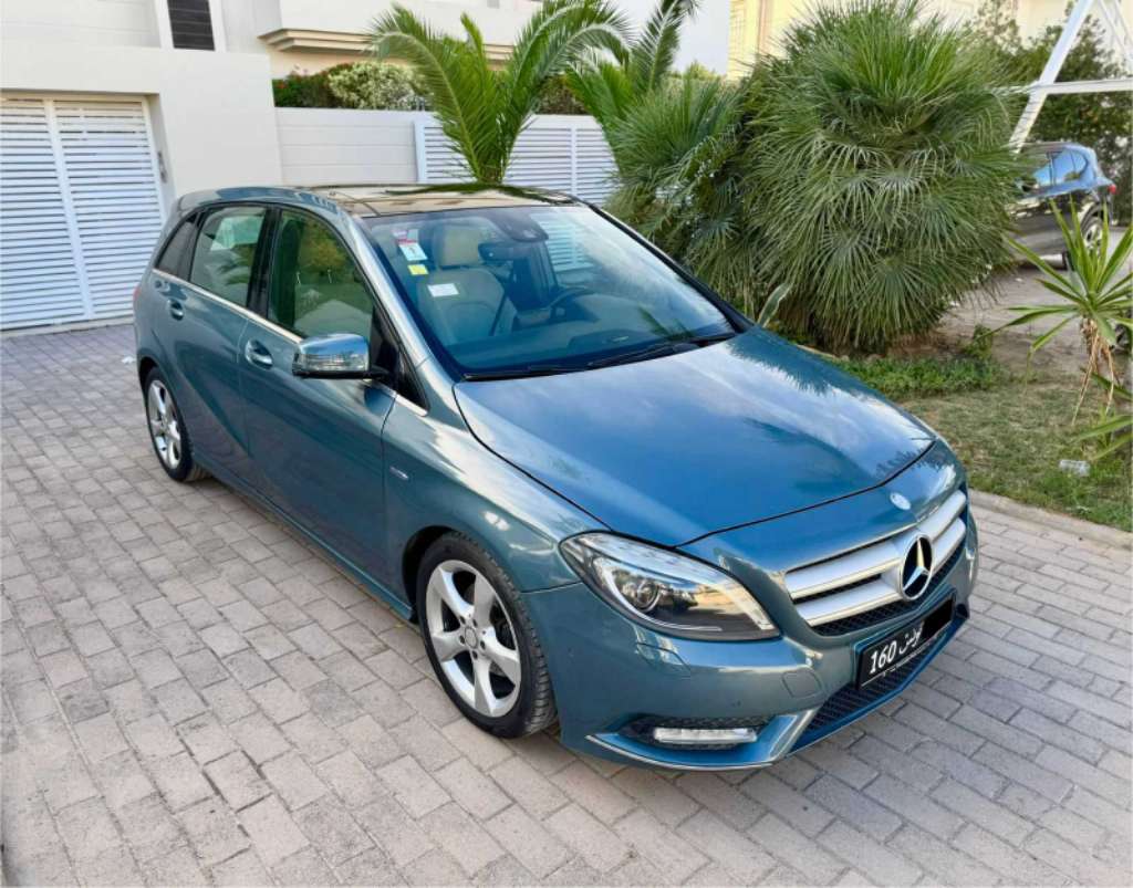 MERCEDES B180 1ère Main