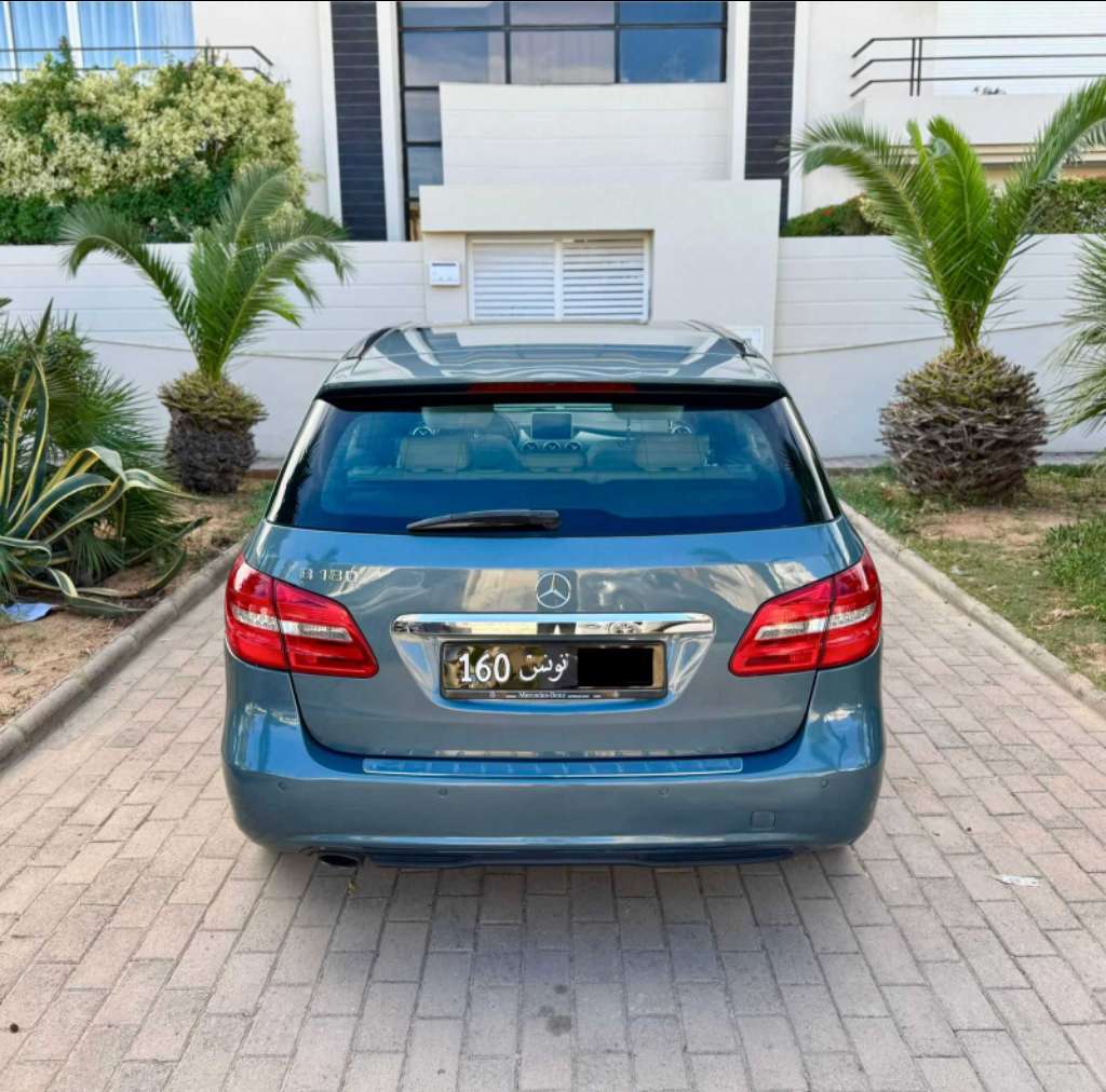 MERCEDES B180 1ère Main