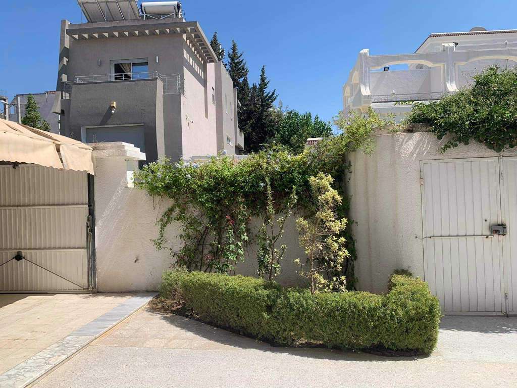 A vendre une villa à Manar 1