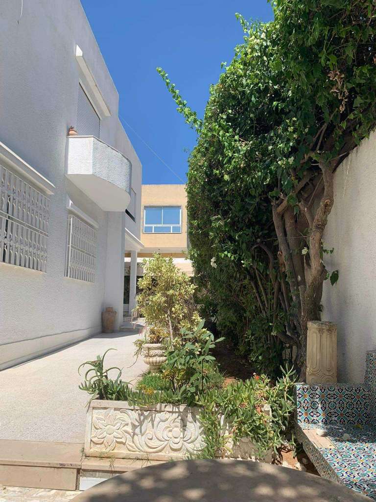 A vendre une villa à Manar 1