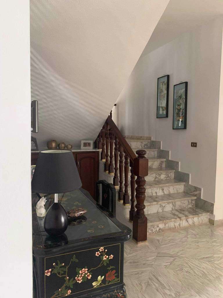 A vendre une villa à Manar 1