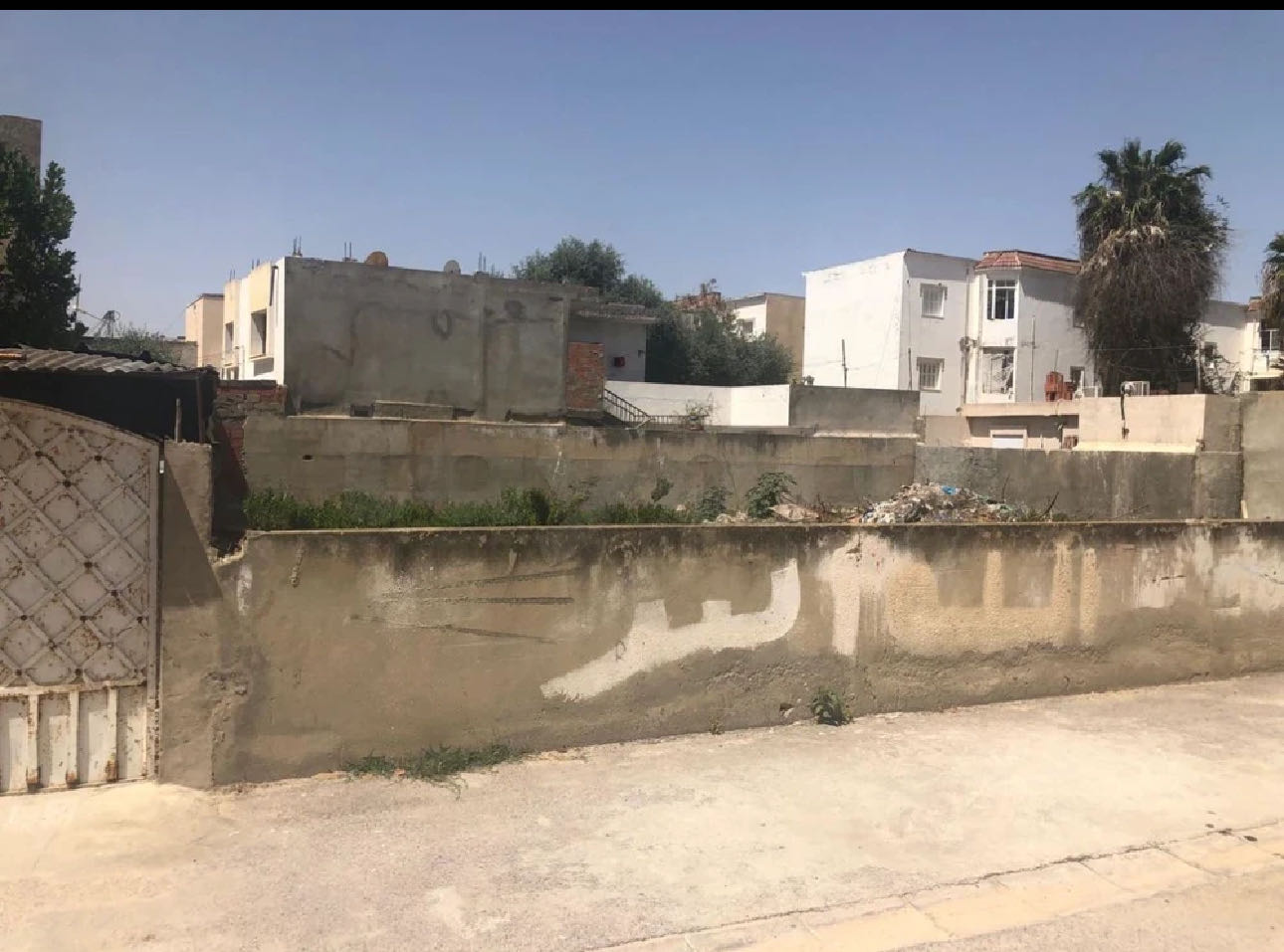Terrain a vendre à la Soukra