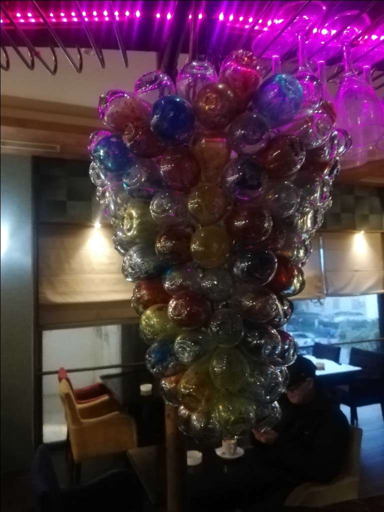 Lustre unique ممكن التوصيل 