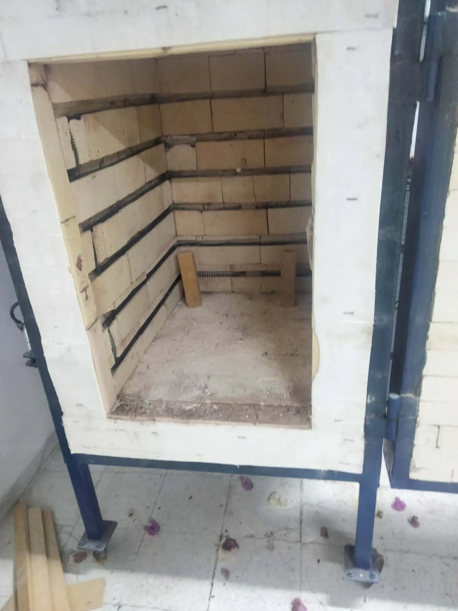 Fabrication de tous genres de fours.Garantie 5 ans