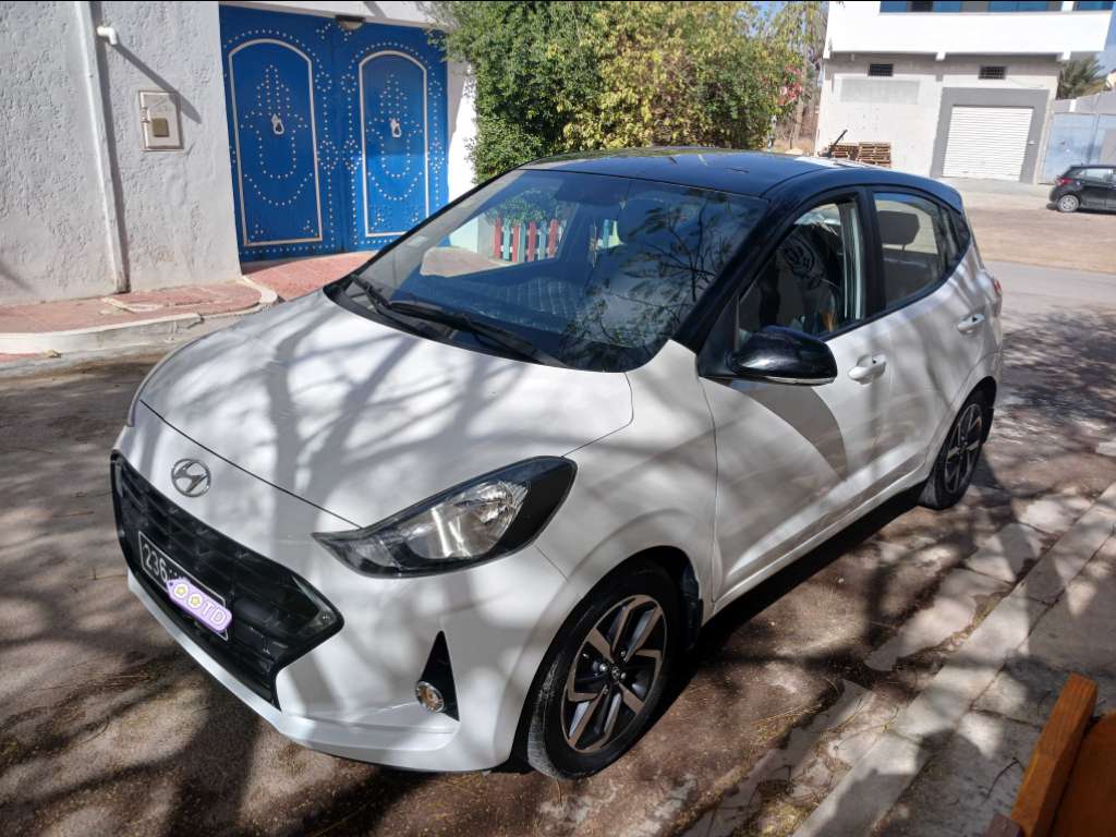 HYUNDAI GRANDE i10 ESSENCE Tel 24 313 594 