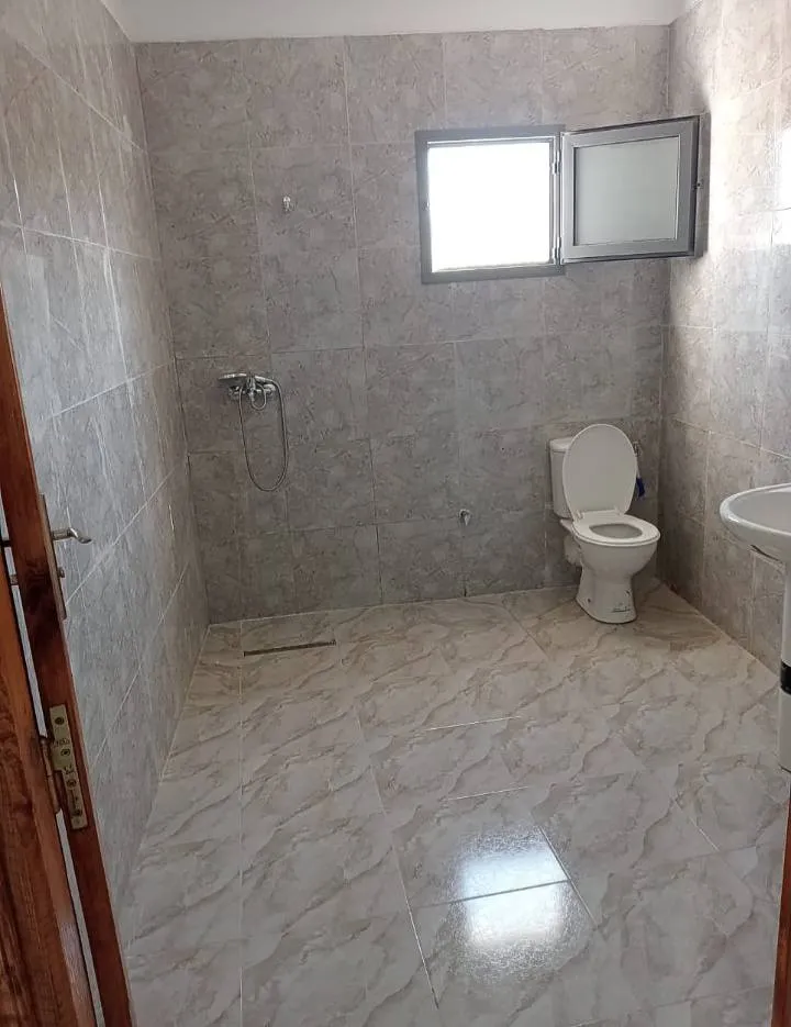  un appartement s+1 vide au 1er étage a louer situé a Bardo Fatouma Bourguiba