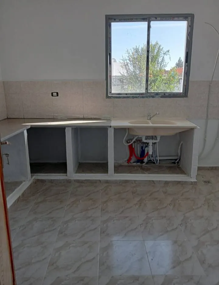  un appartement s+1 vide au 1er étage a louer situé a Bardo Fatouma Bourguiba