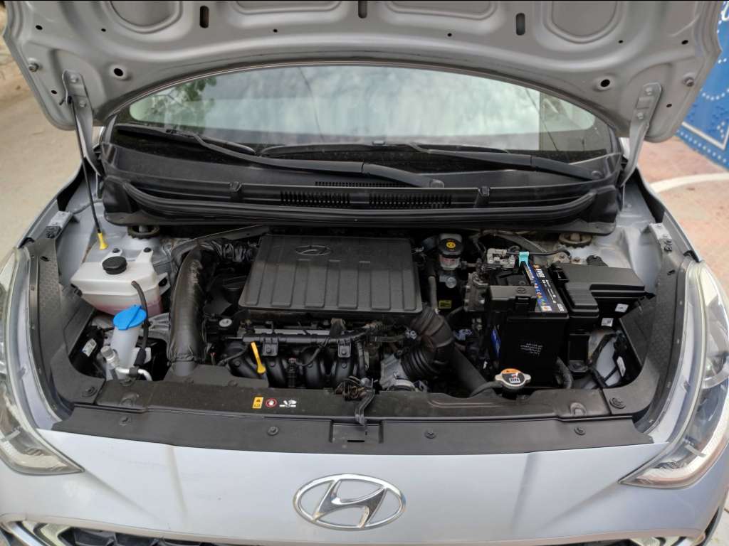 HYUNDAI GRANDE i10 ESSENCE Tel 40884251