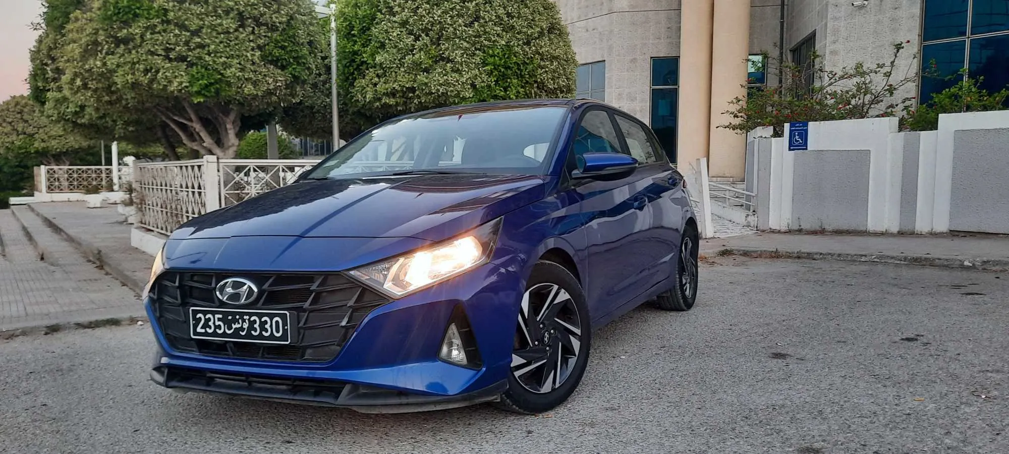hyundai i20 etat origine 4cylindres 5cv essence 1.2L faible km Tl :28431642