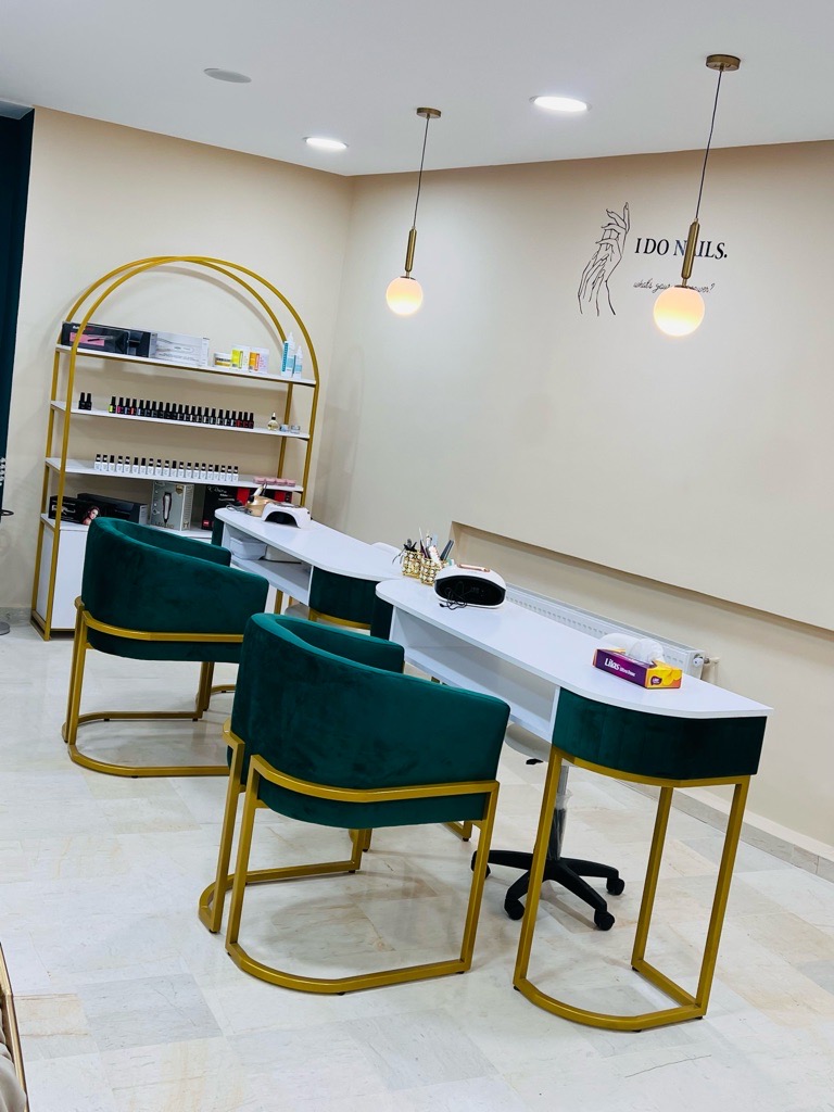 Cession Fonds de Commerce Centre d'Esthétique et de beauté (240 m²) - Route Principale Soukra