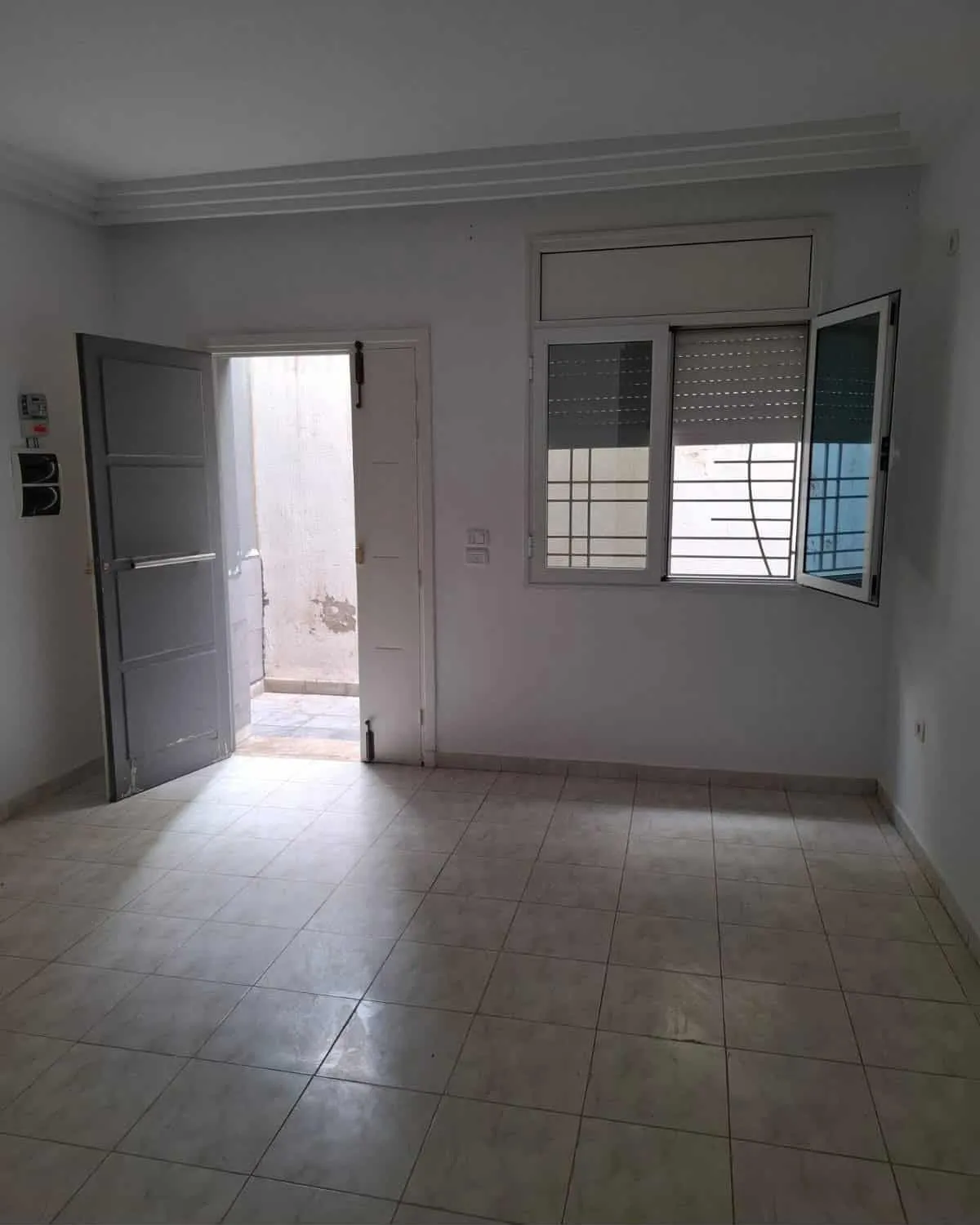 2 appartements s+2 au rdc vide a louer situé a Bardo Rue Bayrouth Prés de Patisserie Ranim