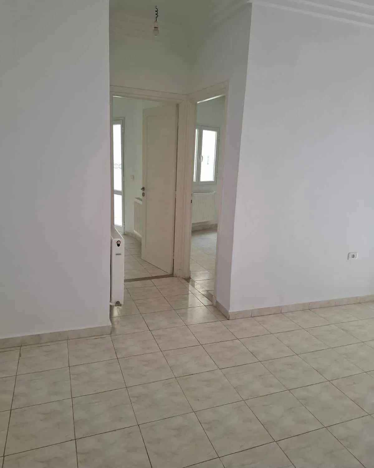 2 appartements s+2 au rdc vide a louer situé a Bardo Rue Bayrouth Prés de Patisserie Ranim