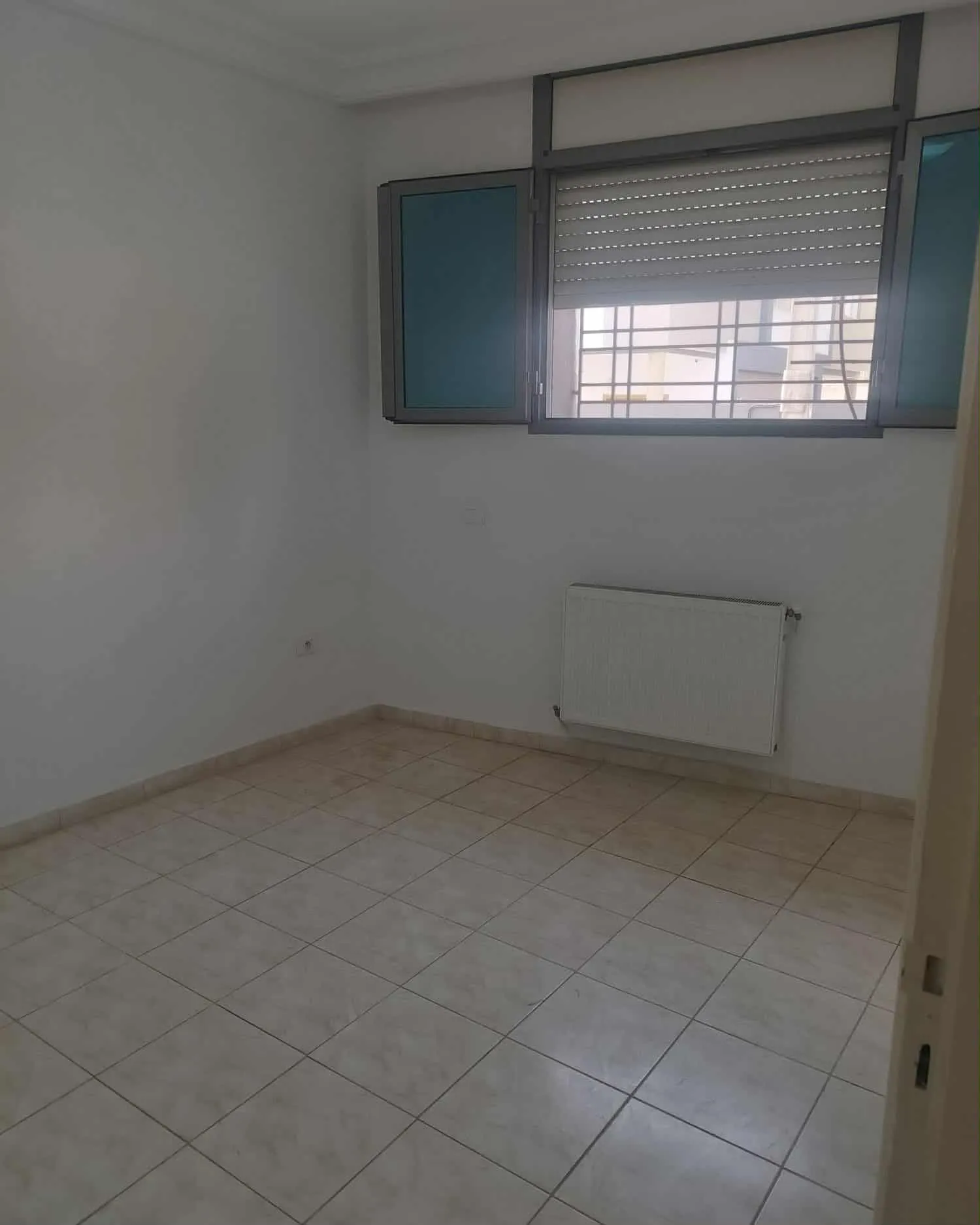 2 appartements s+2 au rdc vide a louer situé a Bardo Rue Bayrouth Prés de Patisserie Ranim