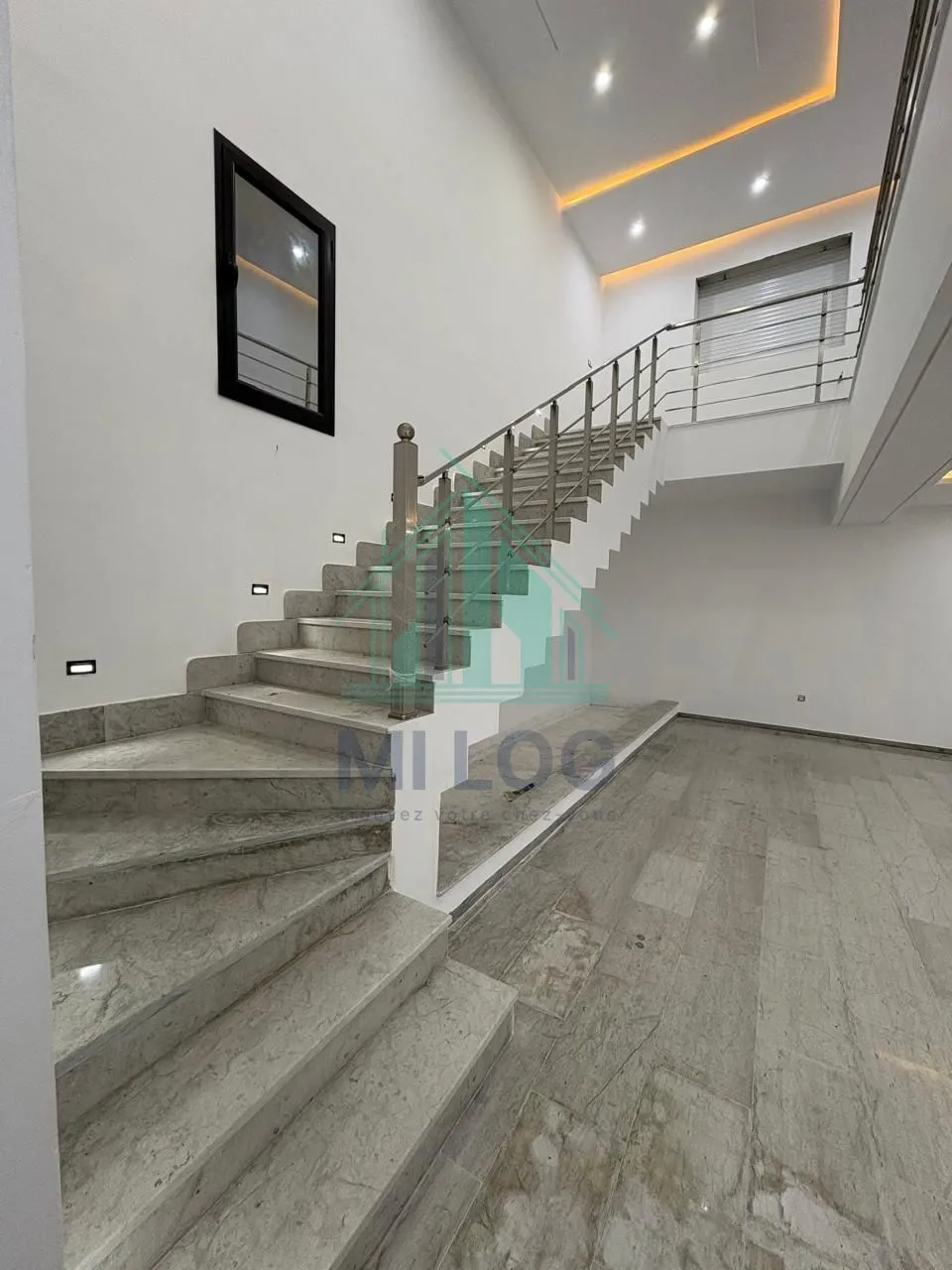 Villa de standing de 270 m² avec piscine à Hammamet