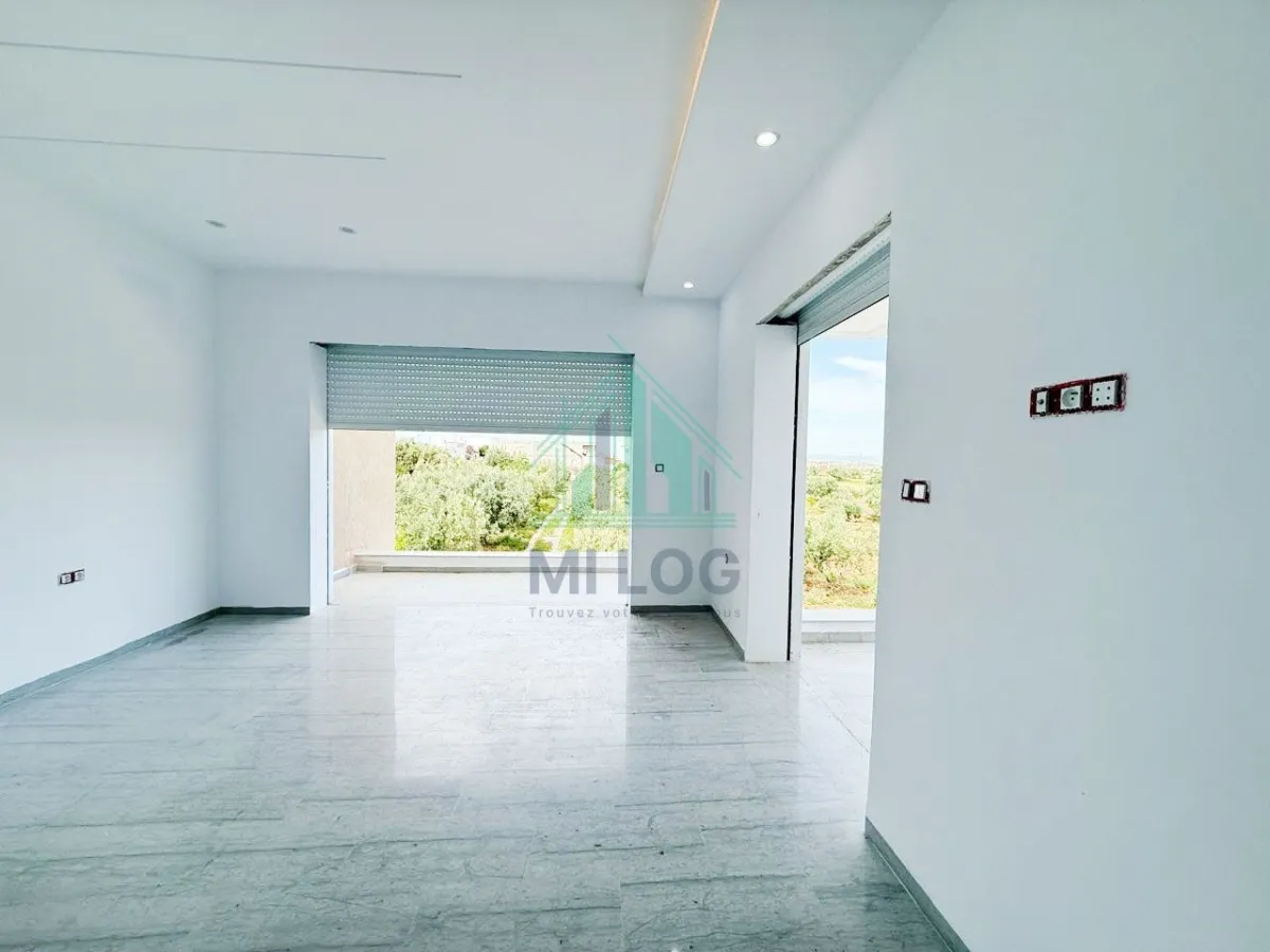 Villa de standing de 270 m² avec piscine à Hammamet