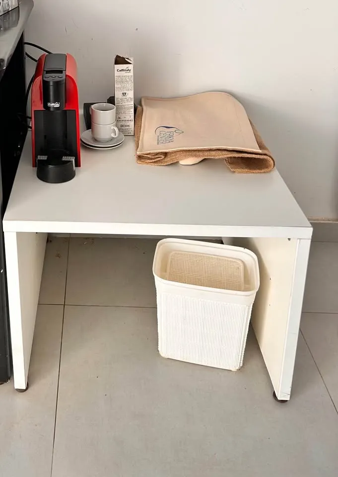 Table à manger + Bahut 