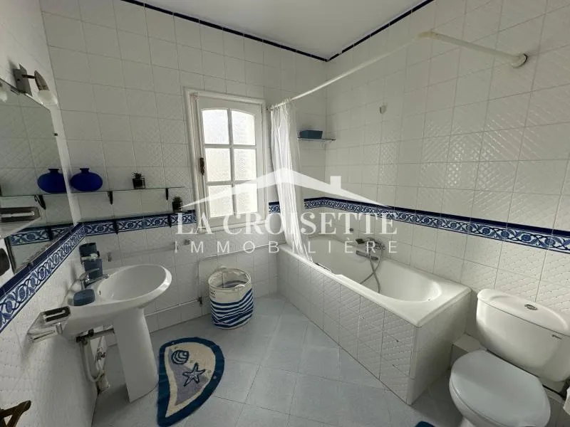 Appartement s3 avec terrasse à La Marsa ZEL0581