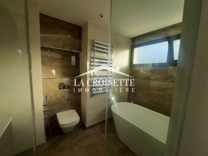 Duplex S+2 avec terrasse à Gammarth MDL0573