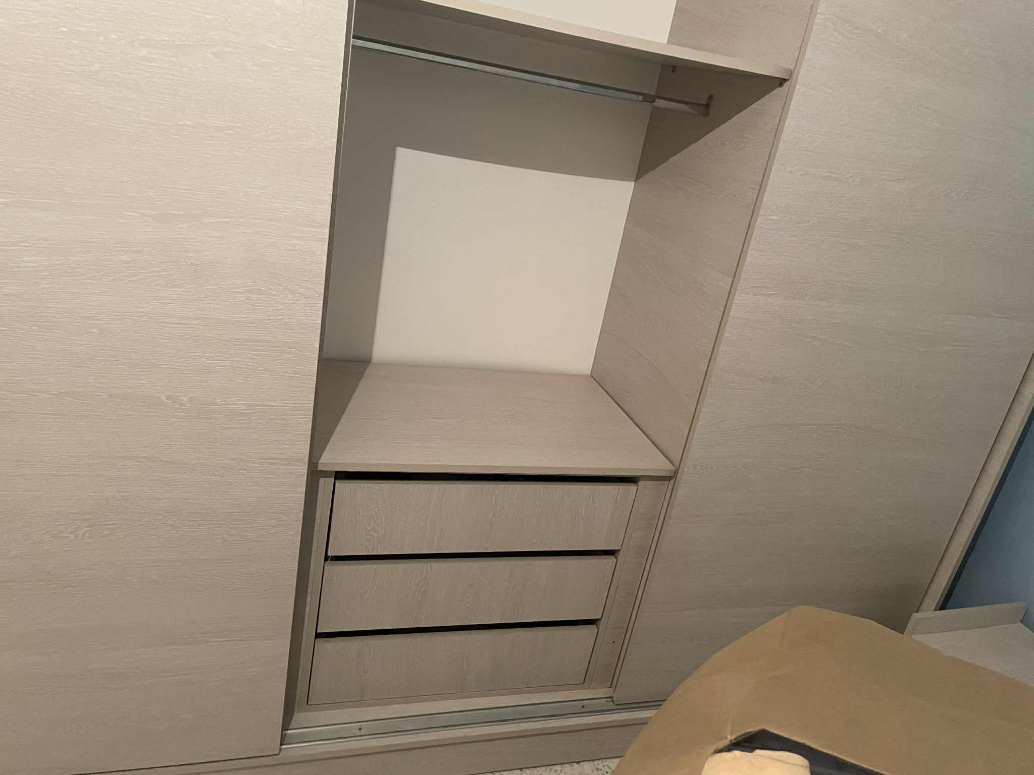 (À VENDRE) Chambre à coucher complète en très bon état - 1700 TND 