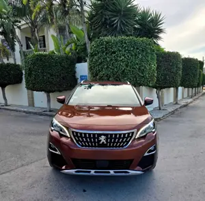 🚘Peogeot 3008 2018 9cv essence🚘
          🔁 on accepte l échange des voitures