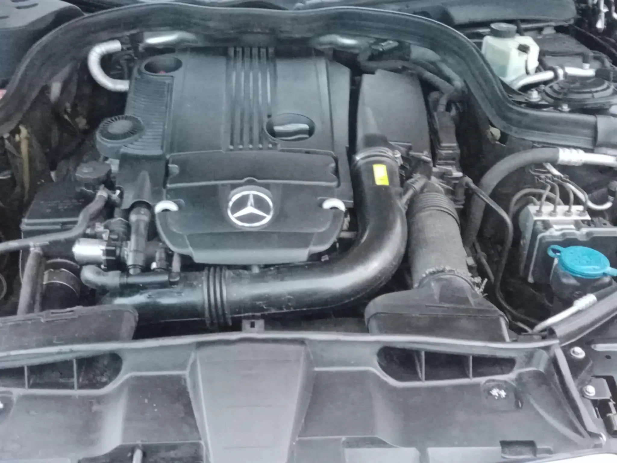 Mercedes-Benz Classe E 200 – 2010 – Boîte Auto – Essence – Toutes options