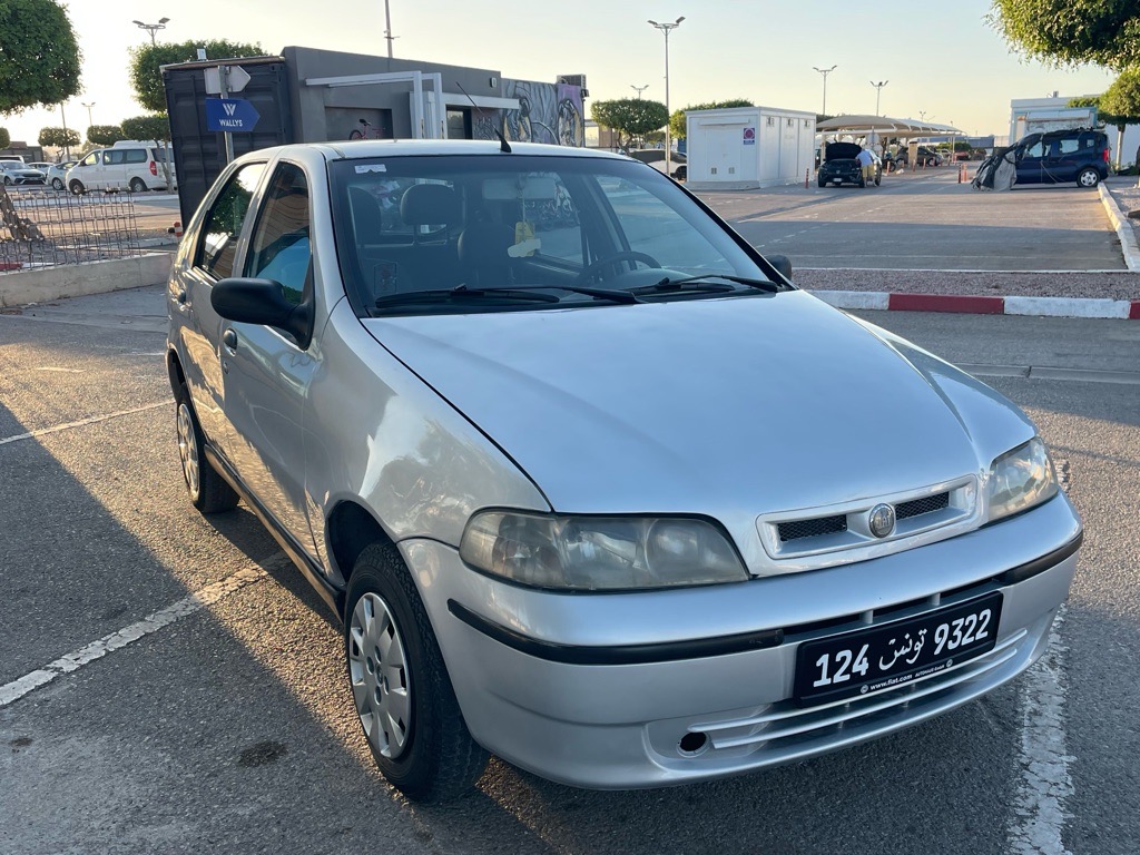 Une belle fiat palio 2 moteur fire