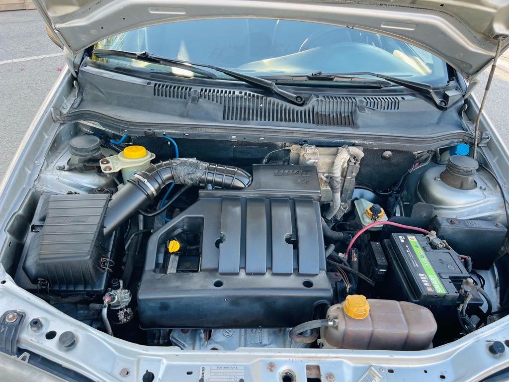 Une belle fiat palio 2 moteur fire