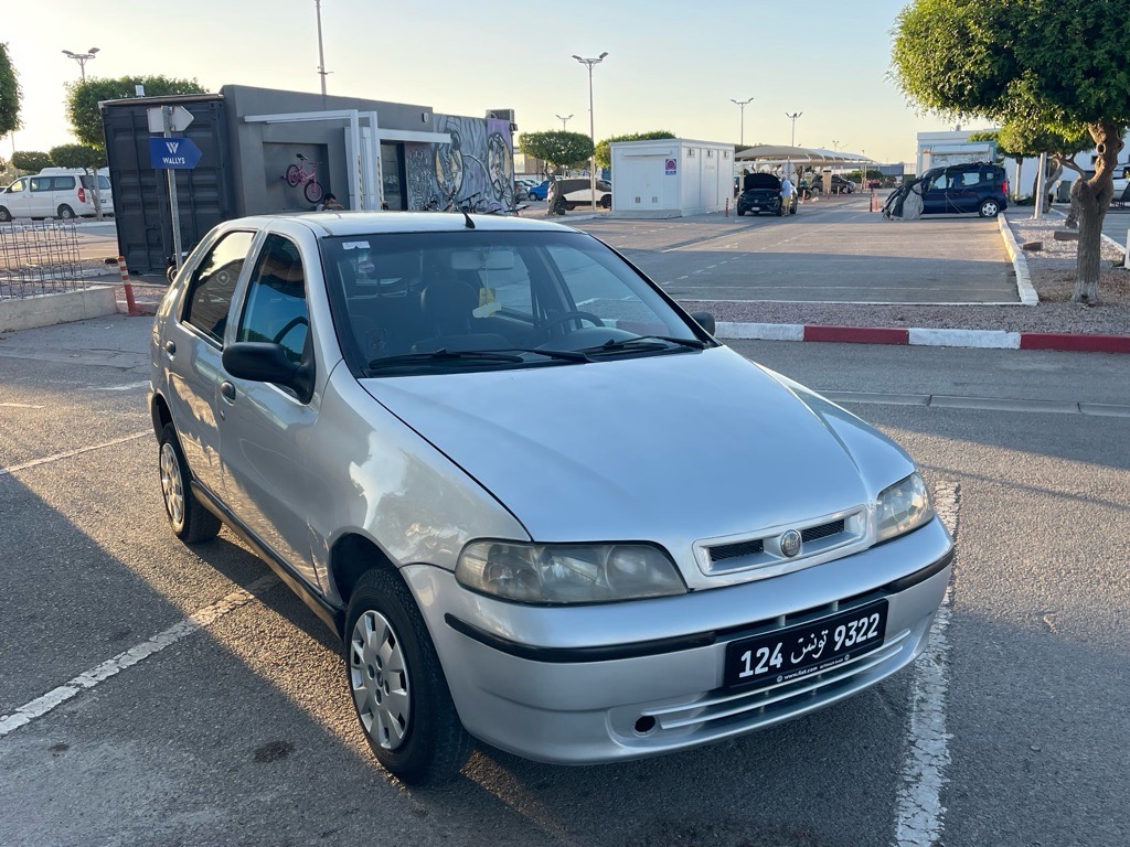 Une belle fiat palio 2 moteur fire