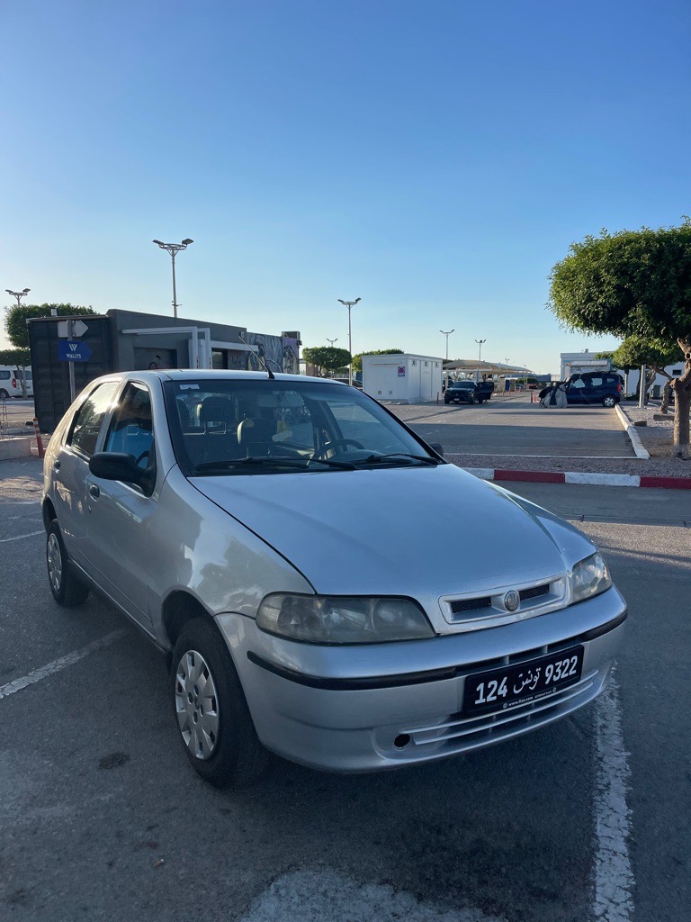Une belle fiat palio 2 moteur fire