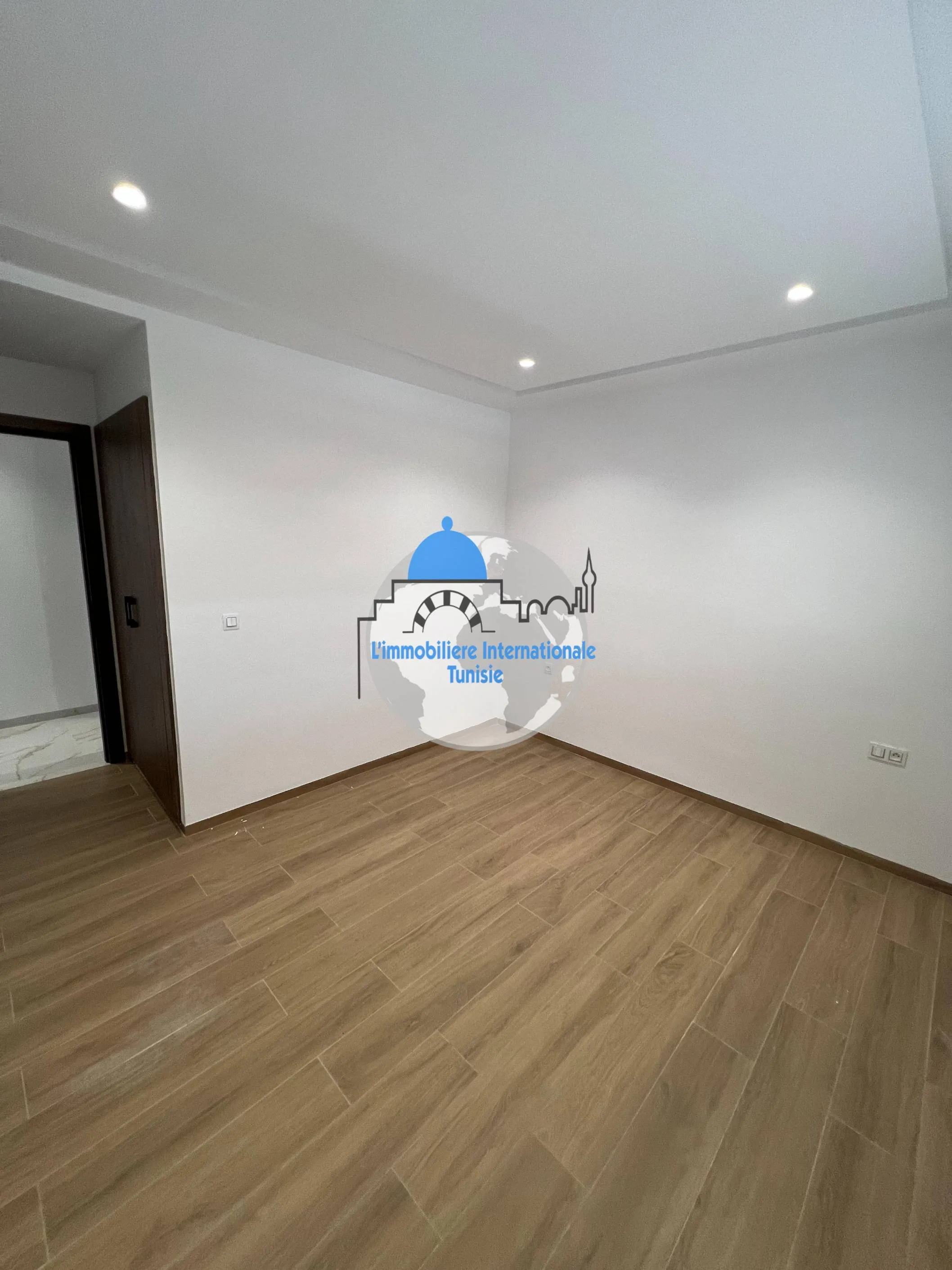 à louer un appartement en S+2 dans une nouvelle résidence R+4 à Sahloul 4, Sousse