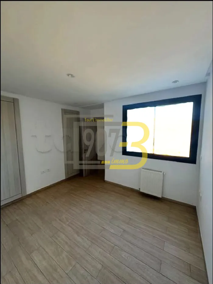  A louer un appartement s+1 à  Ennasr