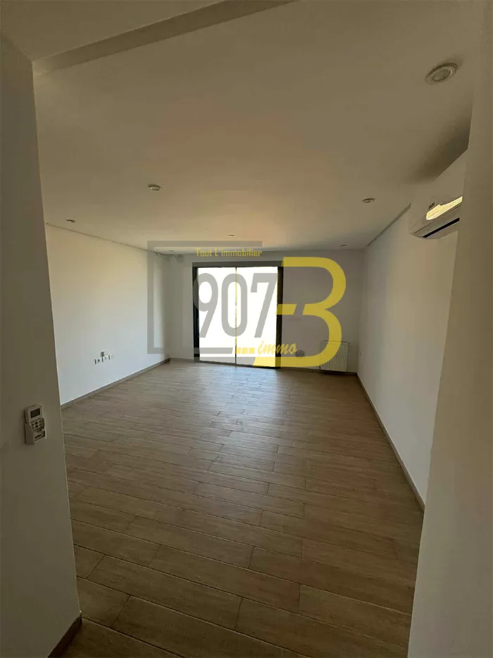  A louer un appartement s+1 à  Ennasr