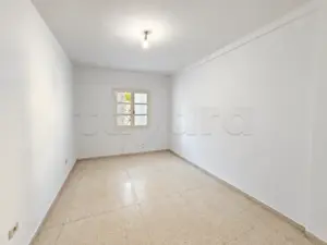 un appartement s+2 vide au rdc a louer situé a  bardo 2 prés de pâtisserie ranim