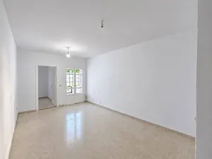 un appartement s+2 vide au rdc a louer situé a  bardo 2 prés de pâtisserie ranim