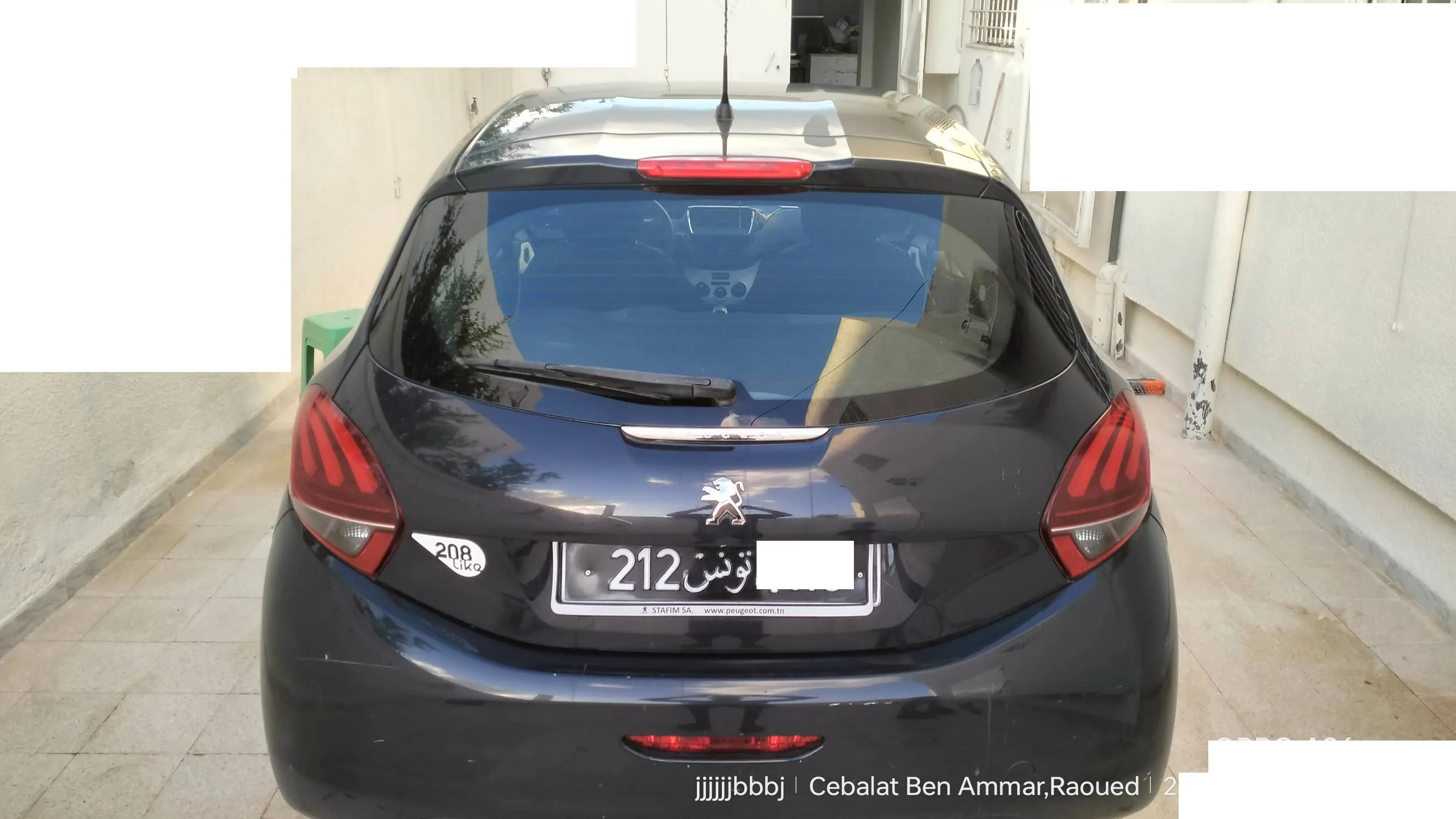 peugeot 208 1er main (25961658)